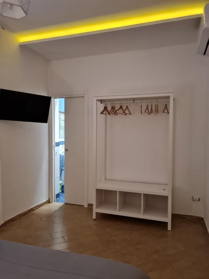 Alina Guest House ปาแลร์โม ภายนอก รูปภาพ