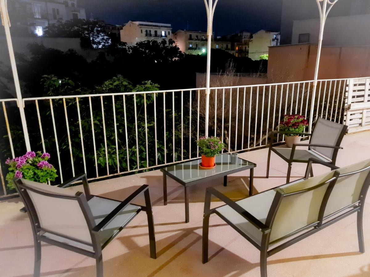 Alina Guest House ปาแลร์โม ภายนอก รูปภาพ