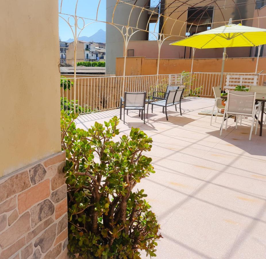 Alina Guest House ปาแลร์โม ภายนอก รูปภาพ