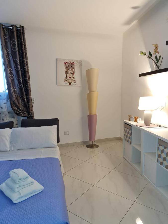 Alina Guest House ปาแลร์โม ภายนอก รูปภาพ